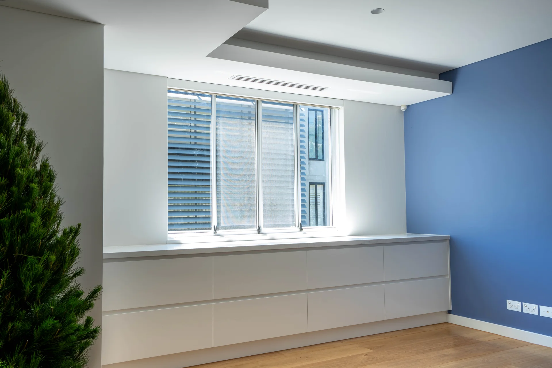 Bundarra Road Residence - Kitchen & Living in Bellevue Hill - Image 6